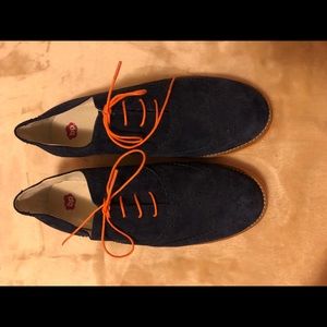 Never worn oxfords!!